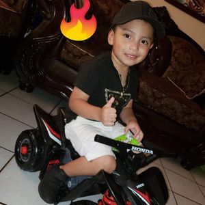 Meet your Posher, Abel